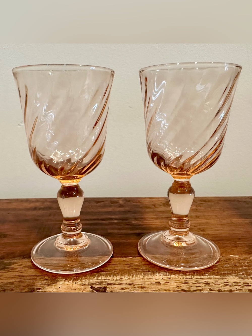VTG Arcoroc Luminarc Rosaline Pink Swirl Cordial Liqueur Glasses Set of 2 France